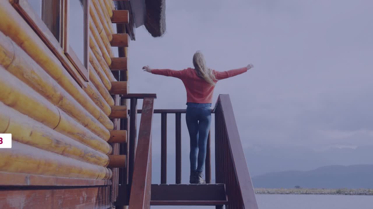 Mujer subiendo a la cubierta de una cabaña, notificación emergente, iconos de redes sociales inundando, sobrecarga de publicación