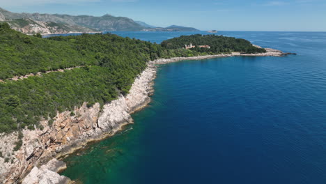 vistas sobre la costa en croacia