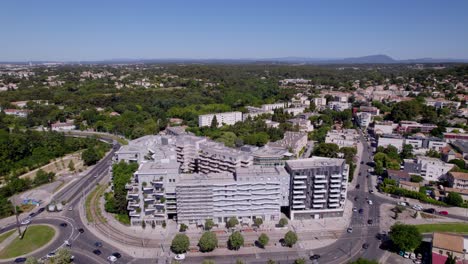 dar la vuelta a algunas residencias en el sur de francia