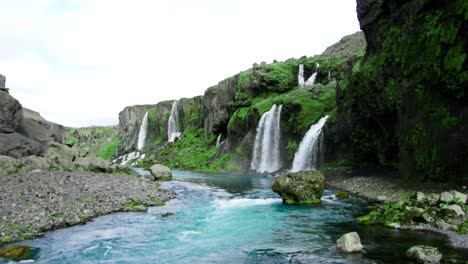 Vista-Panorámica-Del-Cañón-Sigöldugljúfur-En-Islandia-Durante-Un-Día-Soleado-De-Verano