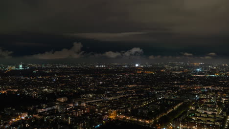 horizonte aéreo de la noche de múnich