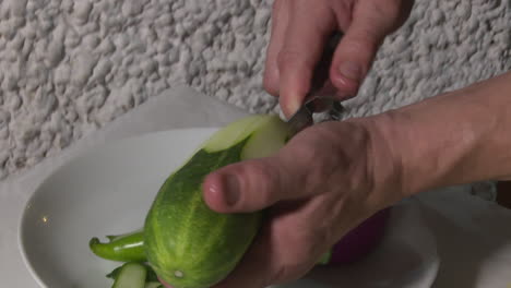 chef preparando las verduras