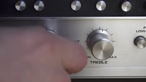 turning up-down bass on an old amplifier