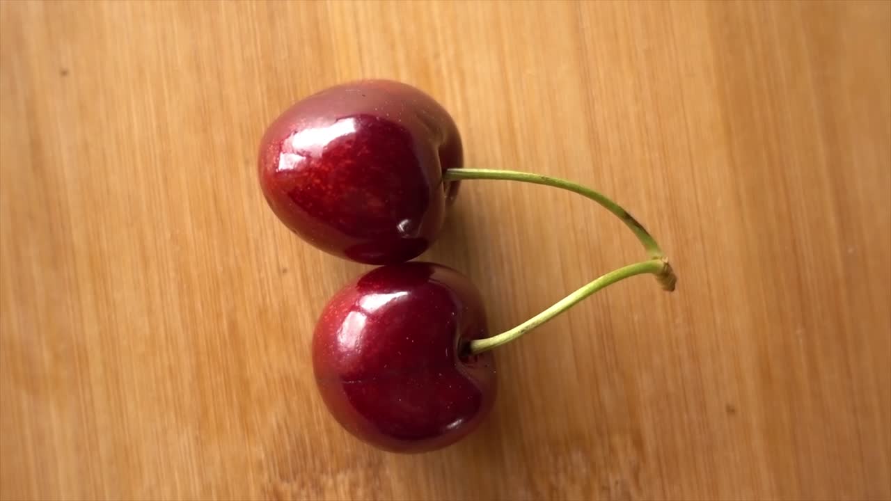 Gambar Close-up Buah Ceri