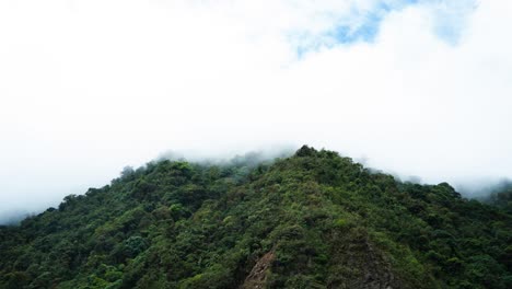 Timelapse-Mountain-with-Fog-Moving-at-Calima-Valle-del-Cauca