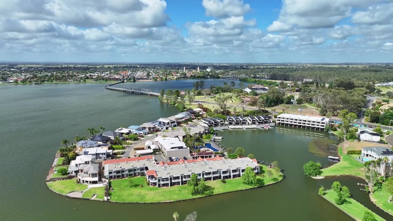 Apartamentos e casas encantadores à beira do lago com vistas panorâmicas do Lago Mulwala