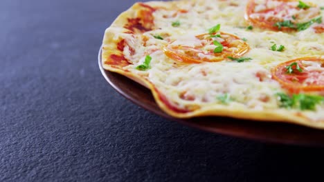 Baked-pizza-with-cherry-tomato-toppings