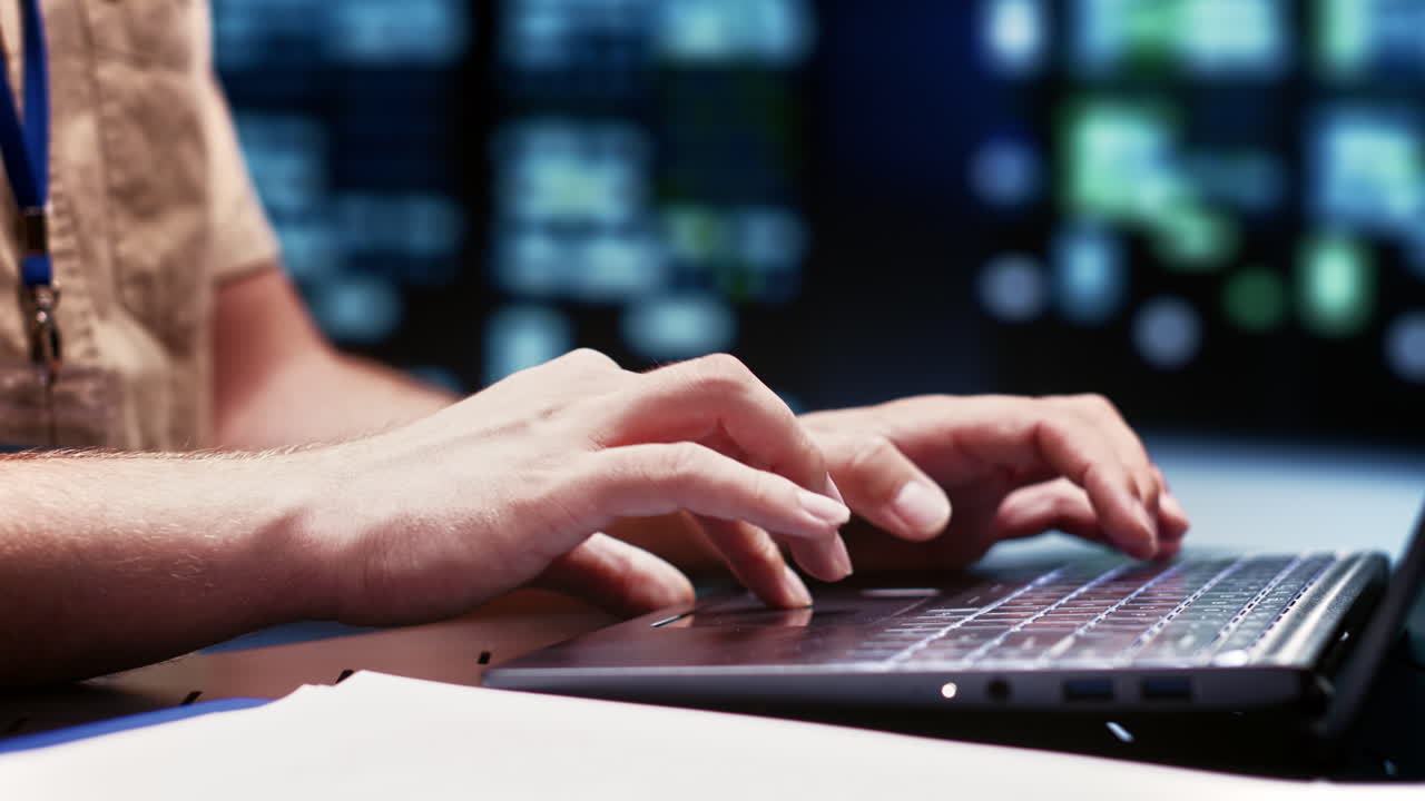 técnico de mantenimiento de plataformas de servidores