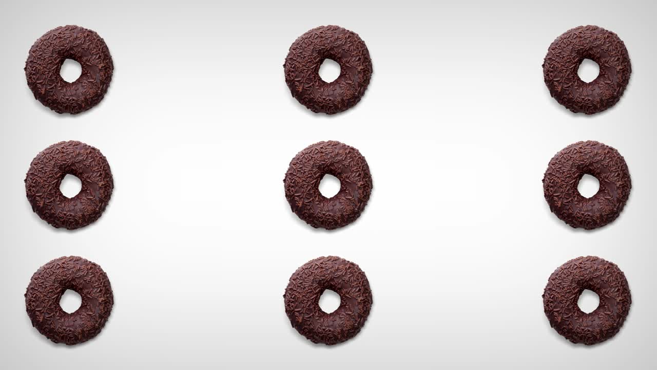 rosquillas enrolladas aisladas sobre un fondo blanco. vista superior