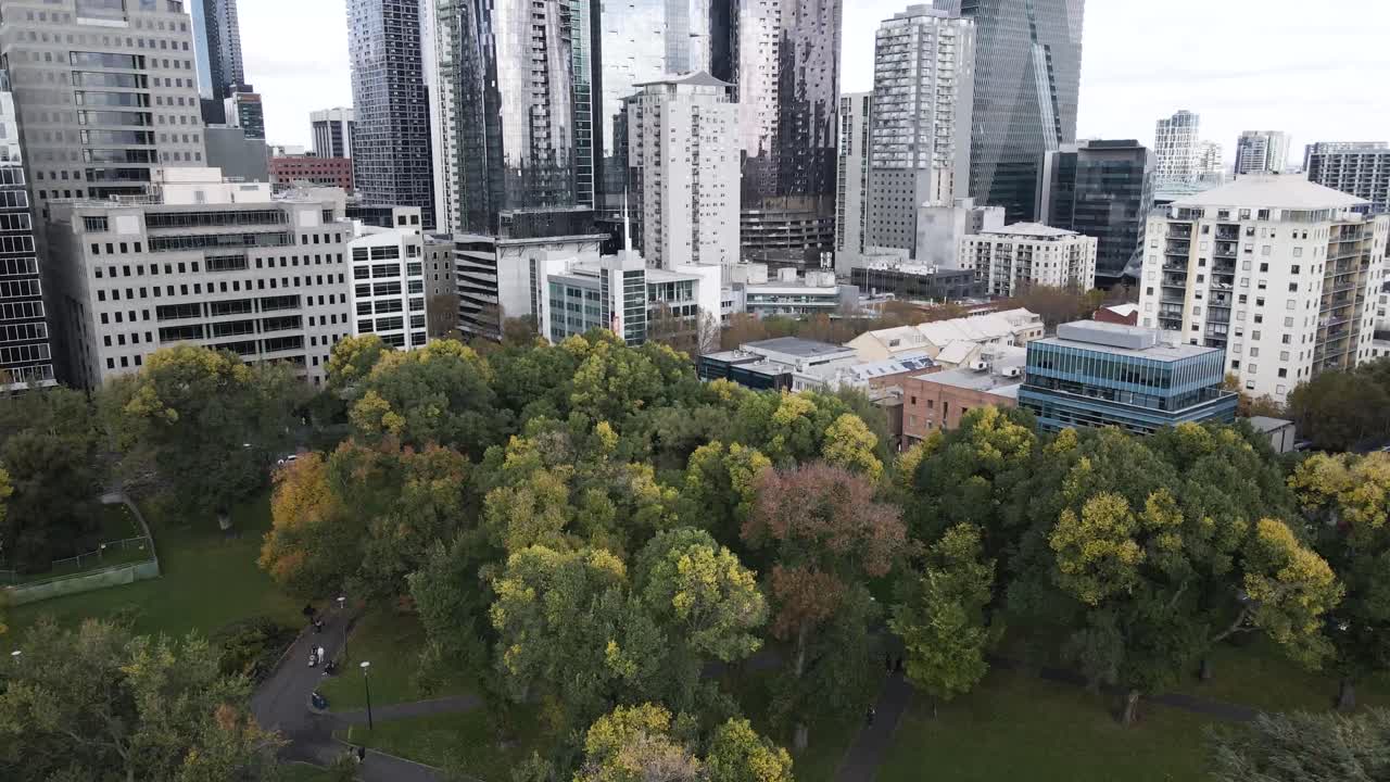 Vista do jardim Flagstaff para a cidade de Melbourne