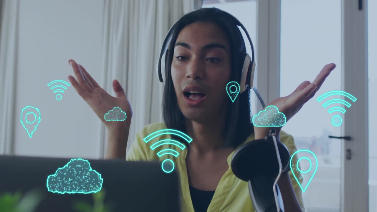 animación de iconos de nube y wifi, procesamiento de datos sobre vlogging de mujeres.