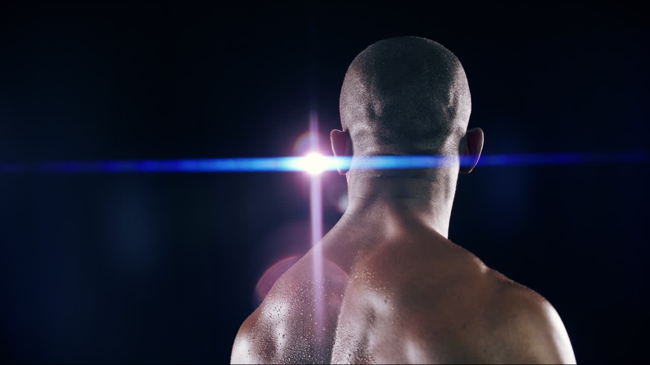 군중을 흥분시키고