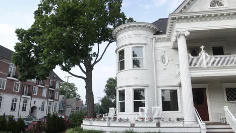 The-historic-Wilcox-House-in-Plymouth,-Michigan-with-gimbal-video-panning-left-to-right