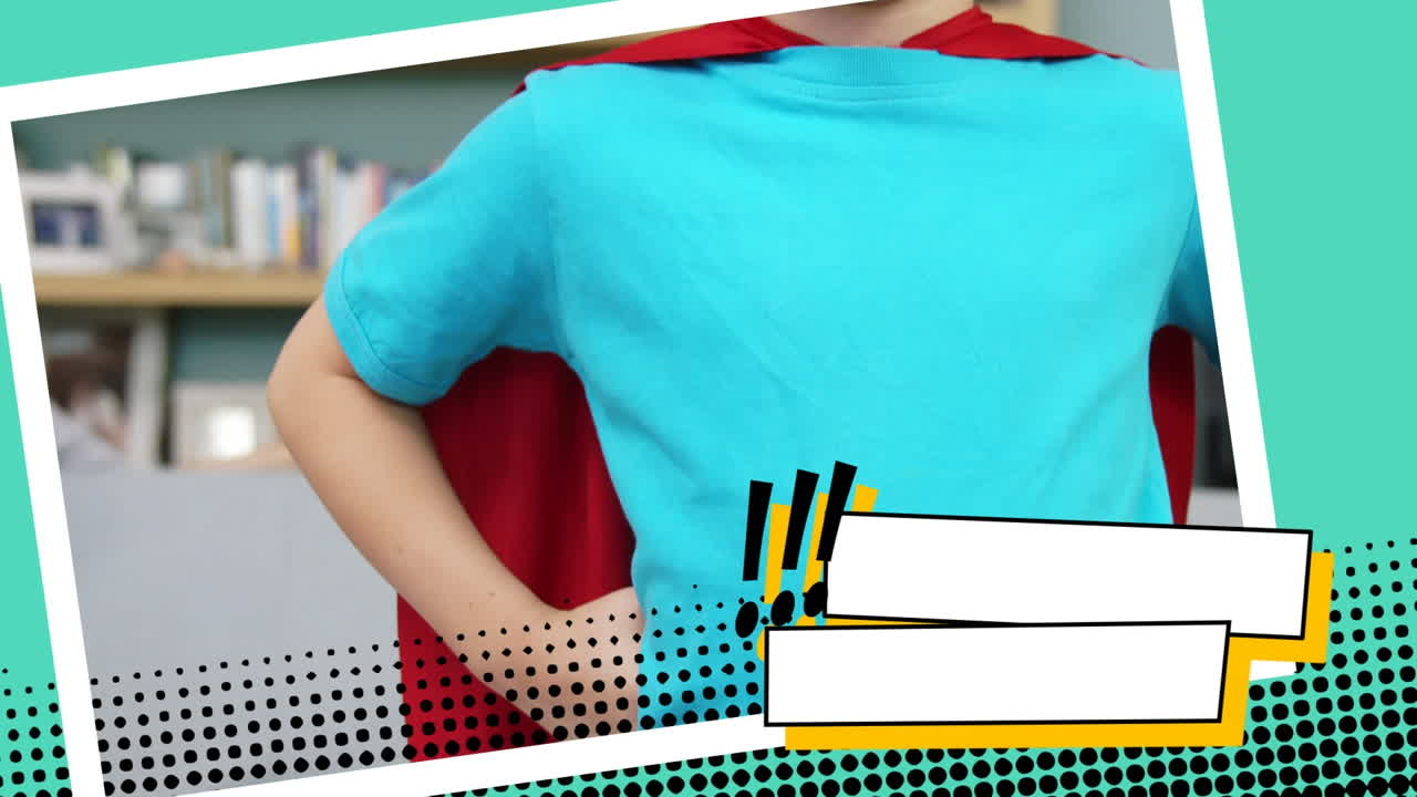 un niño jugando al superhéroe.