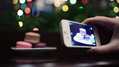 Taking-a-picture-of-macaroons