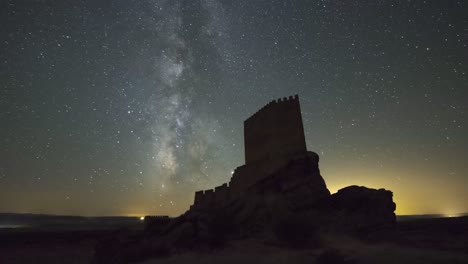 Castle-on-cliff-at-night