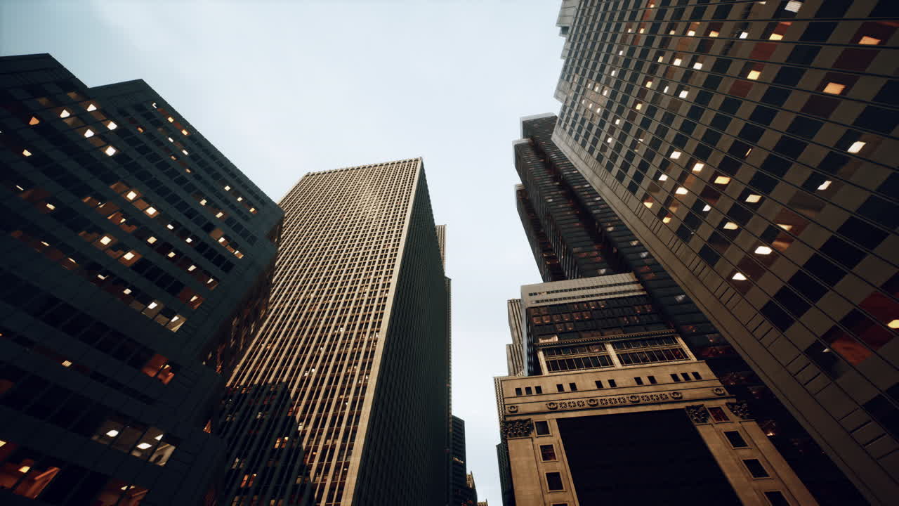 rascacielos tonos coloridos cerca en un soleado día de verano
