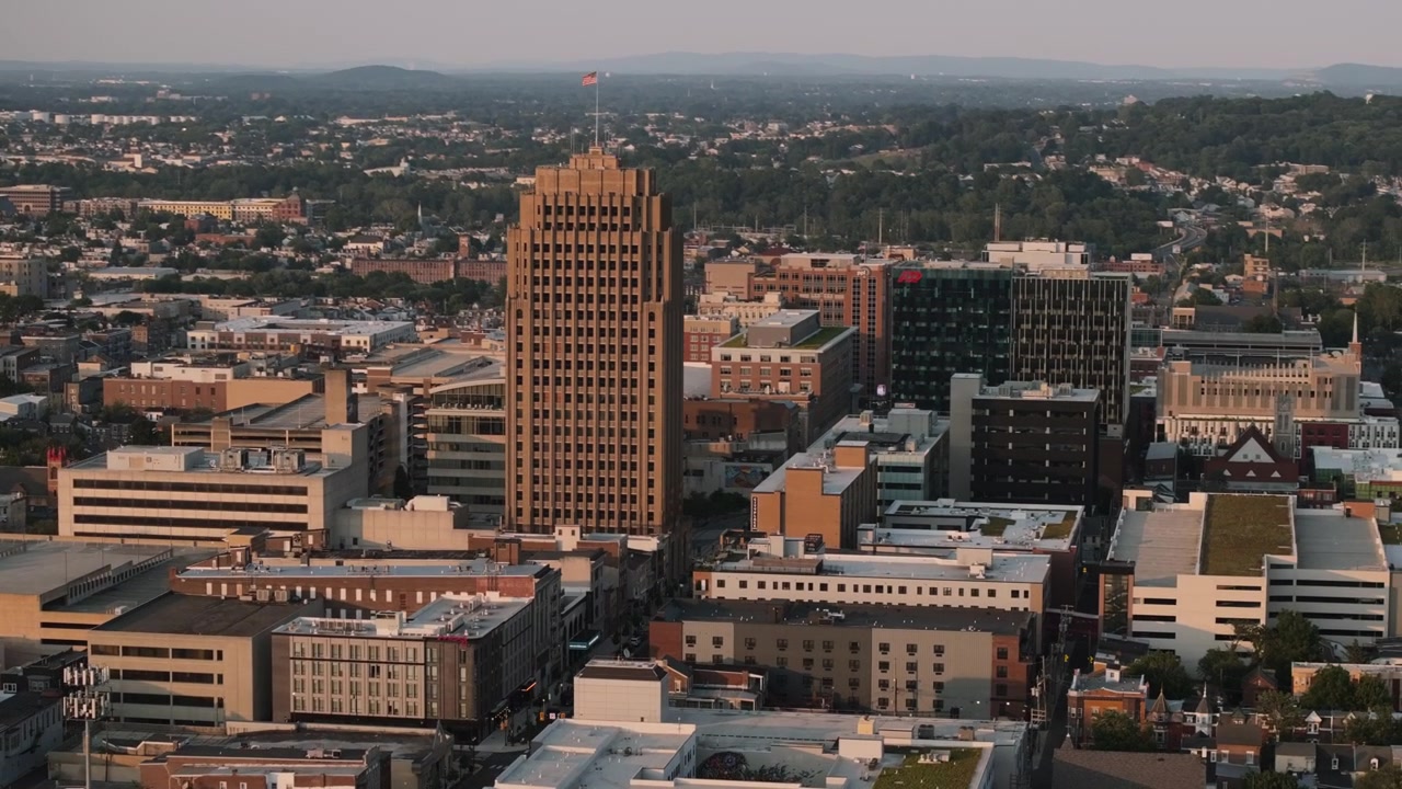 Vista aerea di Allentown, Pennsylvania. Scattata in una giornata estiva
