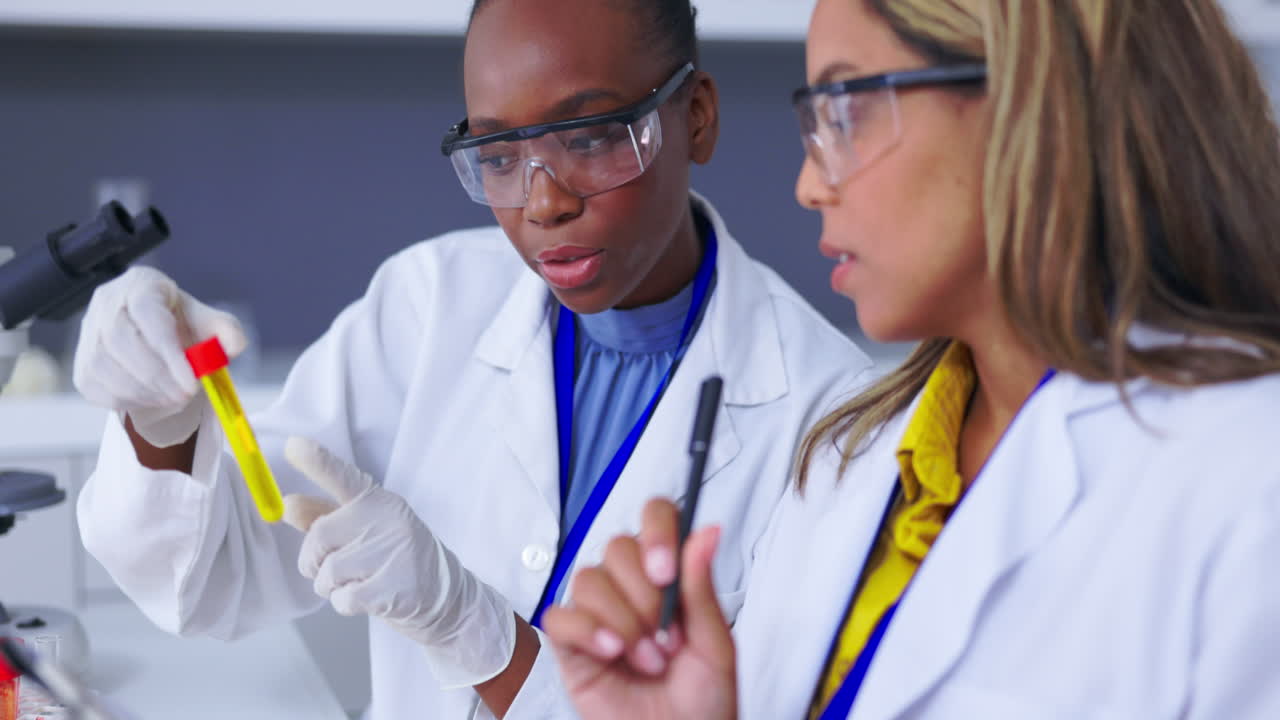 Medical science, teamwork and laboratory