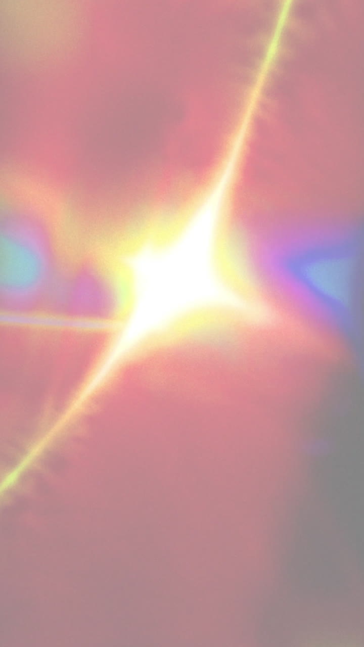 Intenso bagliore ottico dell'obiettivo ed effetto luce astratto