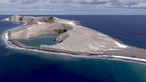 um lapso de tempo simulado de uma ilha se formando em tonga 2010s