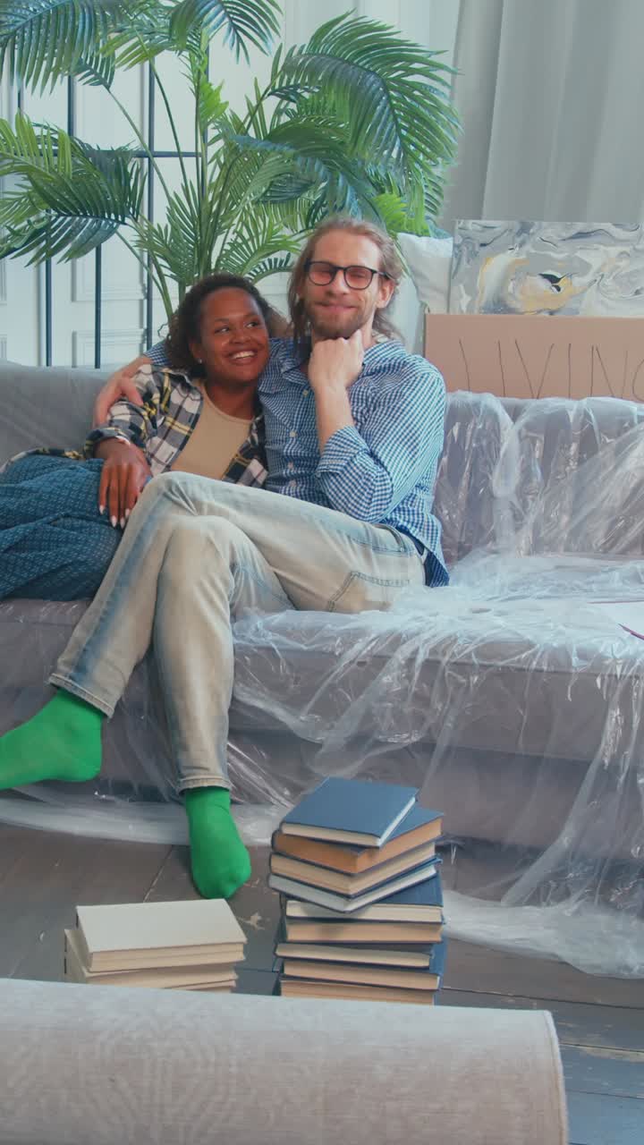 Couple settles into new home with warmth and joy