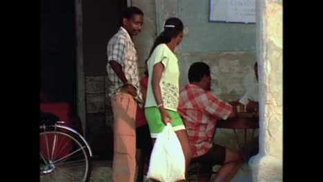 street scenes from cuba in the 1980s 8
