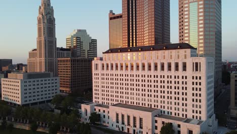 columbus ohio skyline at dusk