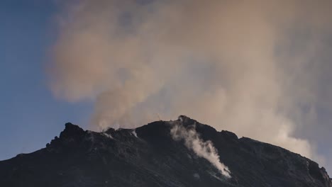 volcán stromboli 4k 39