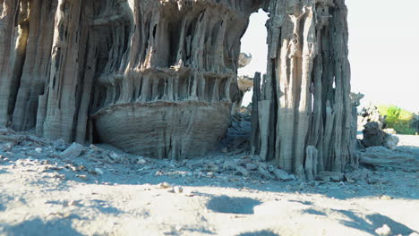 캘리포니아 주 모노 레이크 샌드 투파 (mono lake sand tuff) 에서