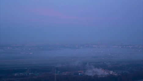 Nacht-zu-Tag-Zeitraffer-Des-Flughafens-Madrid-Barajas