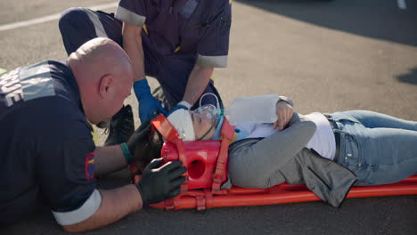 hands, emergency first aid