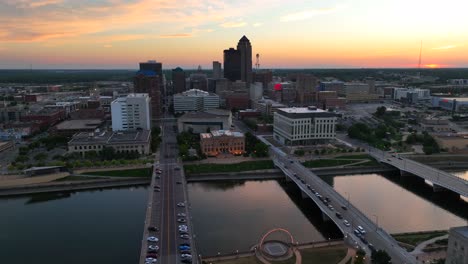 sunset view over des moines, iowa, with the downtown skyline