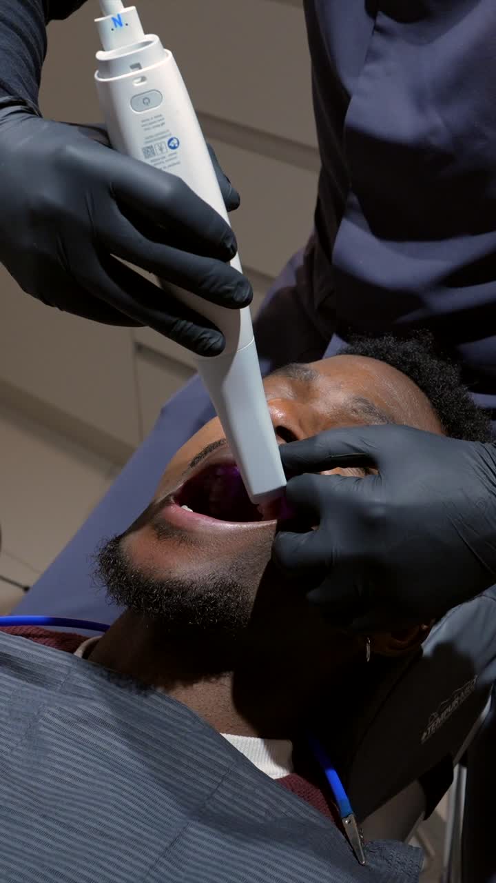 Dental Scanning with Intraoral Scanner