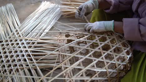 Basket-making-of-local-people-in-the-countryside