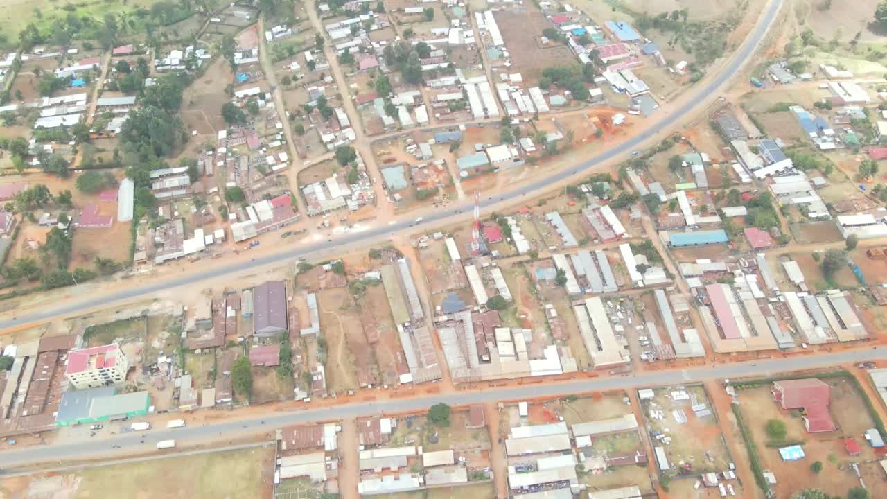 Veduta aerea con drone di Kapenguria, una città situata a nord-est di Kitale e capoluogo della Contea di West Pokot, Kenya, continente Africa