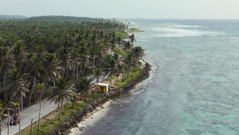 Picturesque-Tropical-Island-Coastline-of-San-Andres,-Colombia,-Aerial