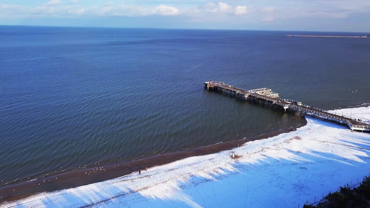 겨울에 그단스크 brzezno 부두, 공중 촬영