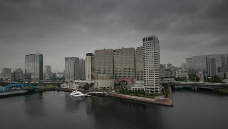 Tokyo-Water-Moody-00