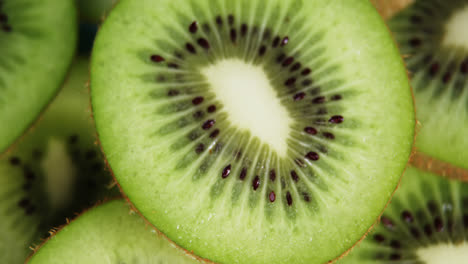 Nahaufnahme-Einer-Halben-Kiwi