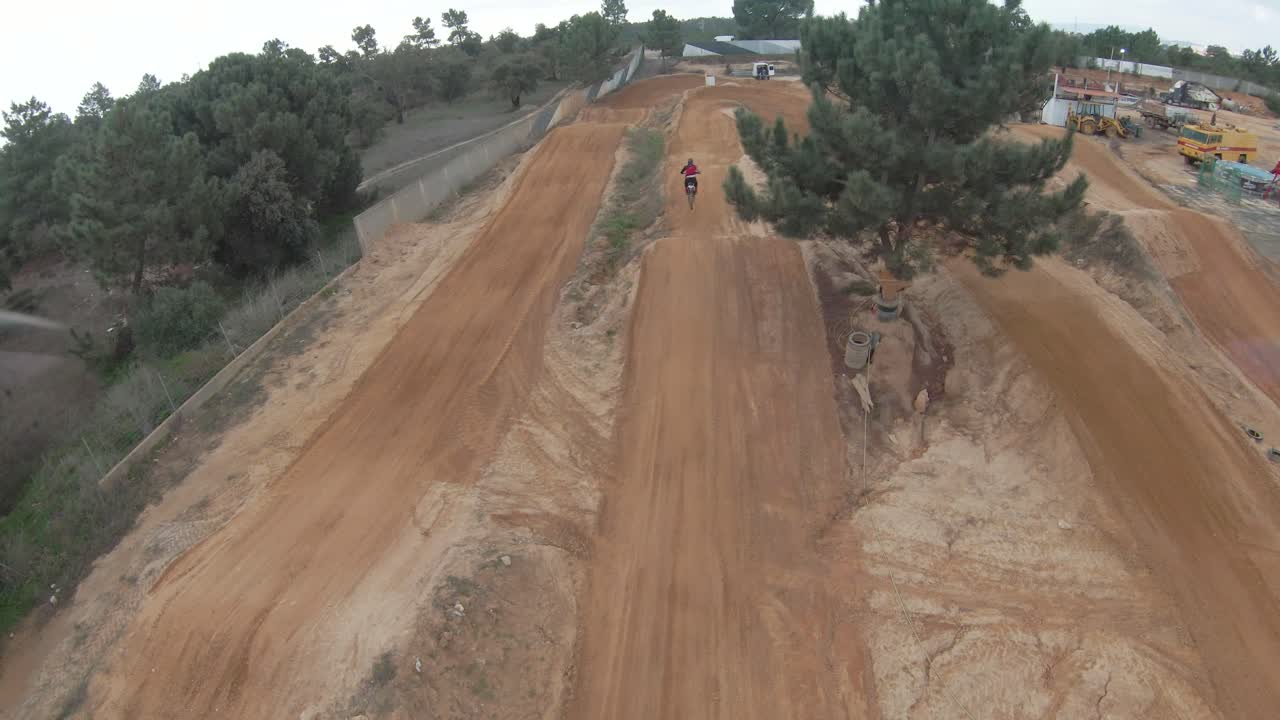 모험의 좋은 날을 즐기고