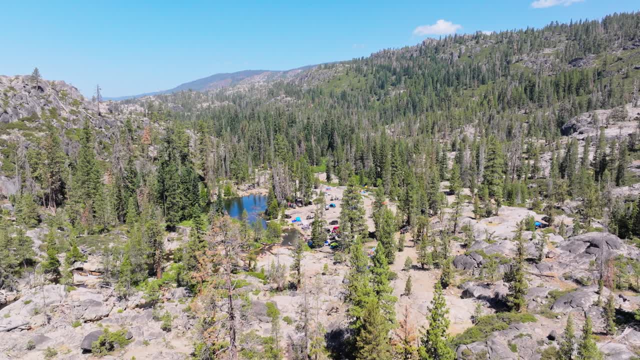 Weekenders enjoying the Rubicon Trail and their love for the outdoors.