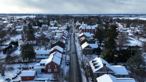 Aerial-descending-shot-in-rural-landscape