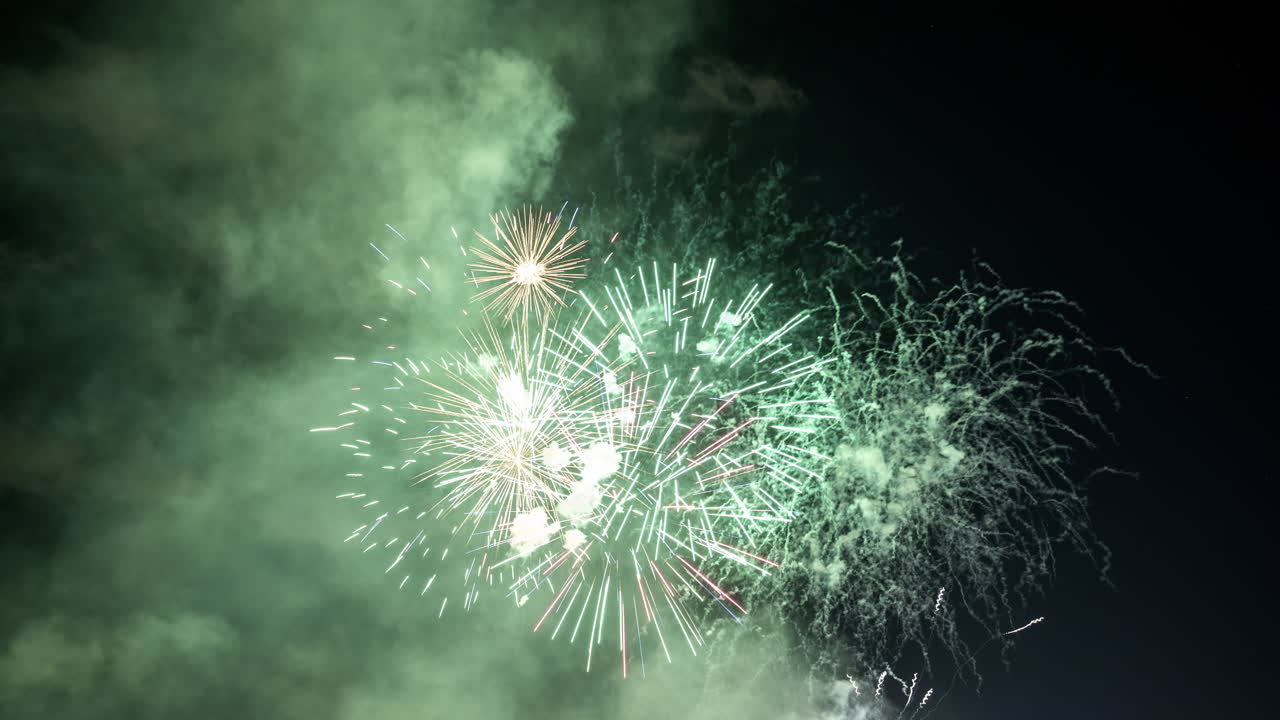 espectáculo de fuegos artificiales