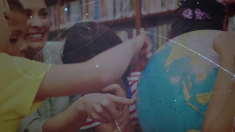 animación de redes de conexiones a través de diversas maestras y escolares que leen el mundo