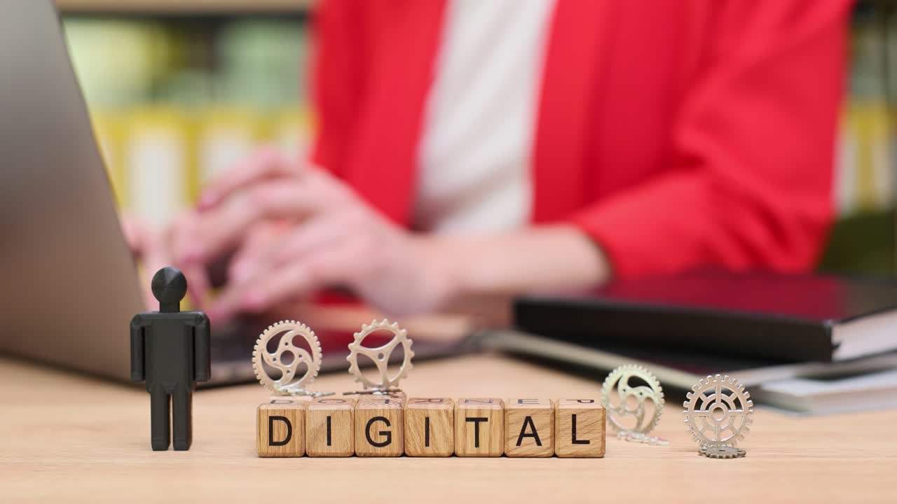 Digital Technology and Business Innovation