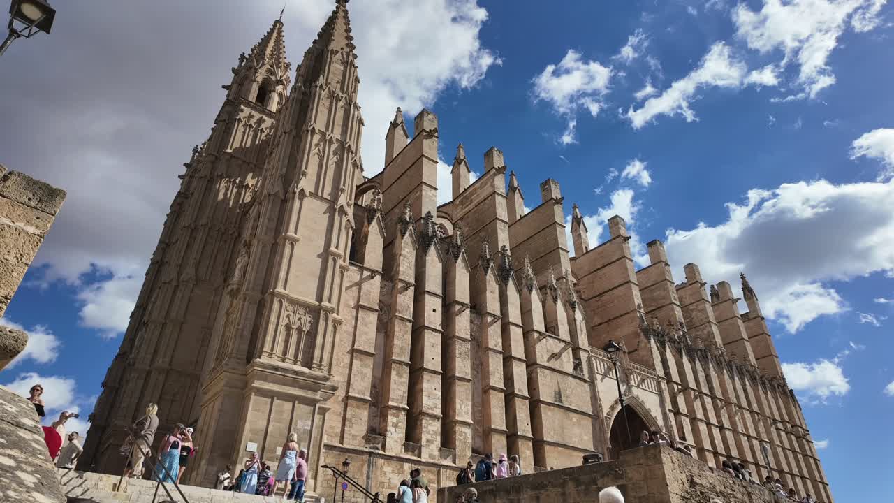 Palma de Mallorca Cathedral: A Majestic Gothic Masterpiece