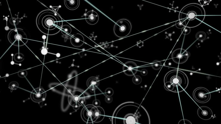 Animazione di una rete di connessioni con icone su sfondo nero.