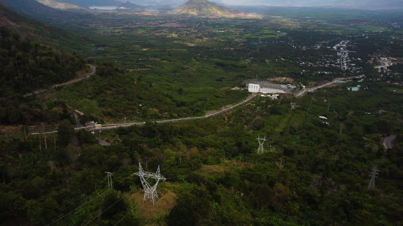 central hidroeléctrica thuy dien song pha, en la provincia de ninh thuan, vietnam, vista aérea