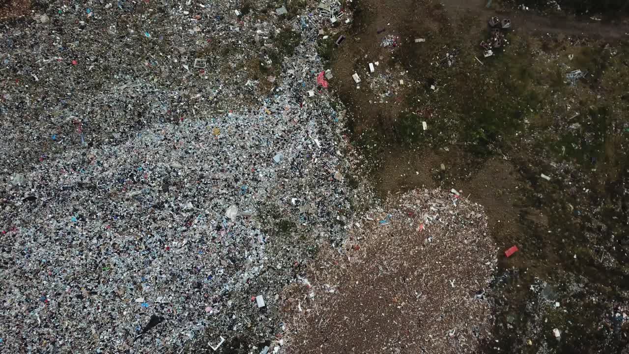 Tuktoyaktuk landfill in the Arctic circle